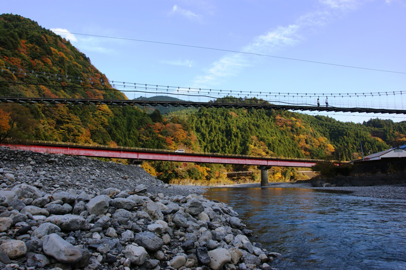 両国吊橋 長さ145メートル・高さ8メートルの写真2