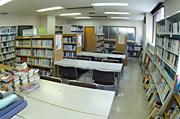 山村開発センターの図書室の写真