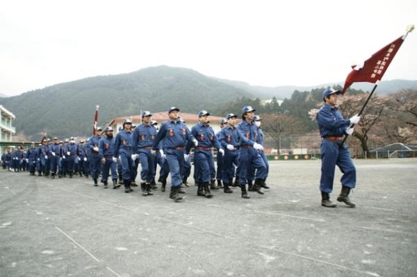消防団入退団式（2011年）の写真3