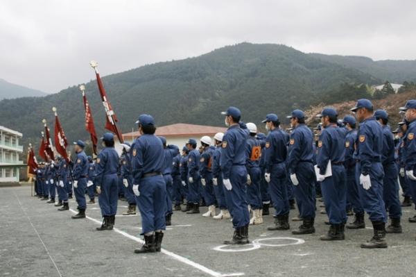 消防団入退団式（2011年）の写真25