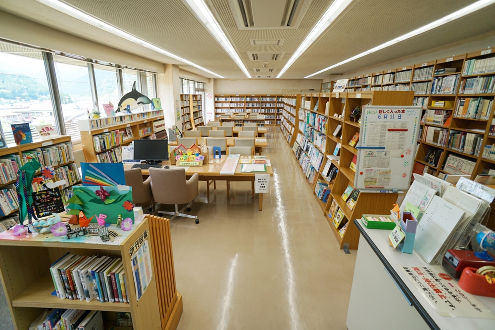 川根本町文化会館_図書室