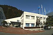 山村開発センターの外観の写真